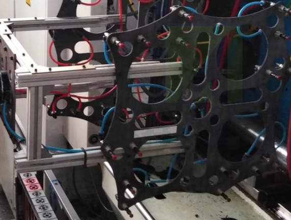 機器人碳纖維夾具-碳纖維夾爪/吸